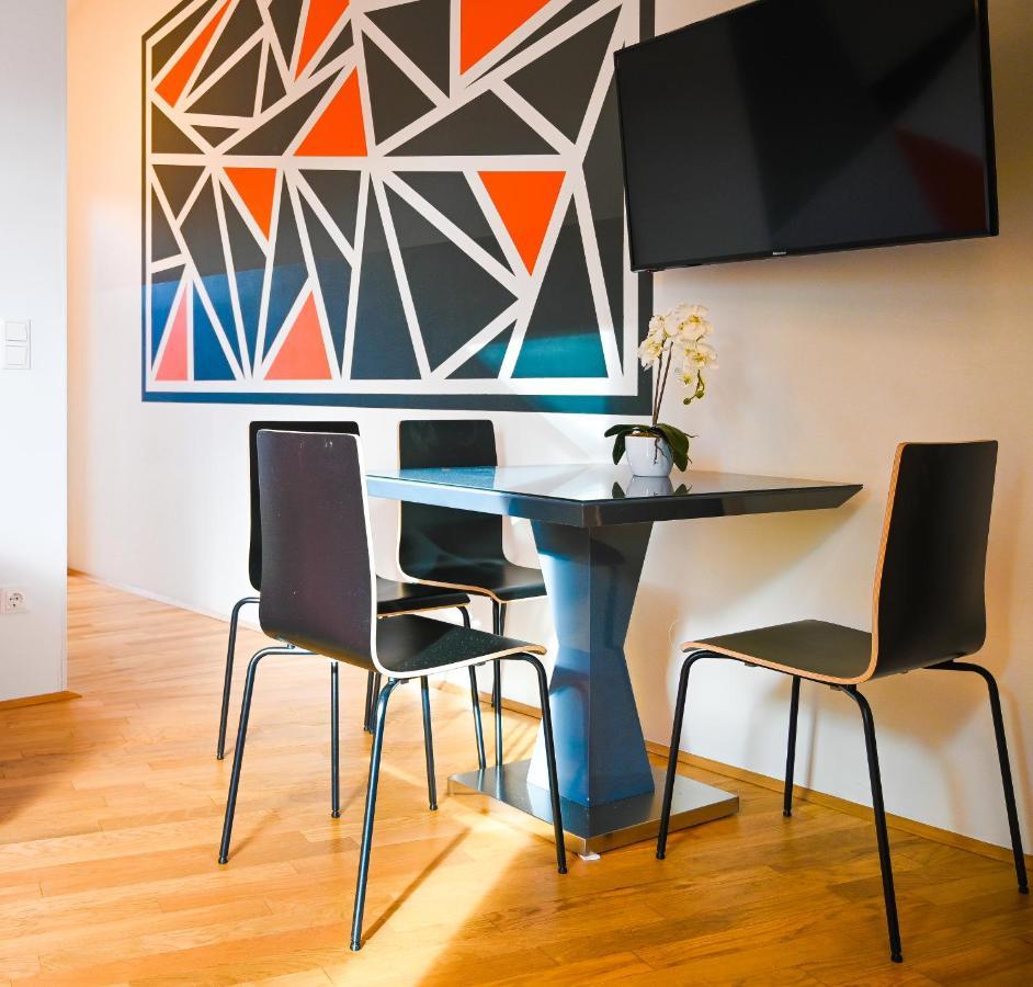 Bright Naschmarkt Apartment Wien
